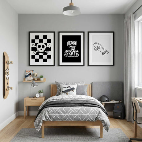 Skate-themed wall decor set for an older boys bedroom